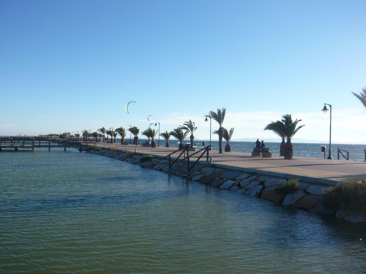 Chalet I Con Terraza En La Playa San Pedro del Pinatar Eksteriør billede